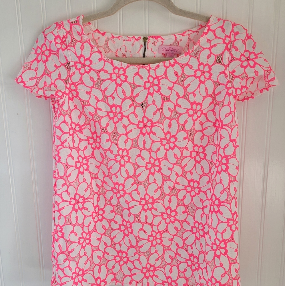 Lilly Pulitzer Poppy Top in fiesta pink
